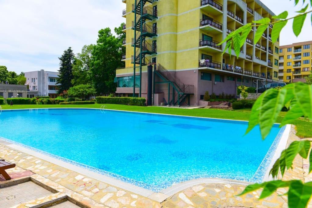 Charming Sunny Apartment+Swimming Pool Saints Constantine and Helena Luaran gambar